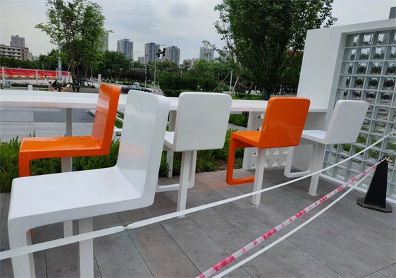 成都玻璃(lí)鋼座椅 成(chéng)都玻璃鋼座椅